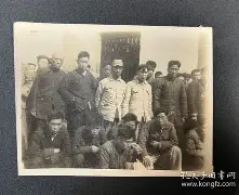 哀组匪的组样罗导予路r意思什的-踪