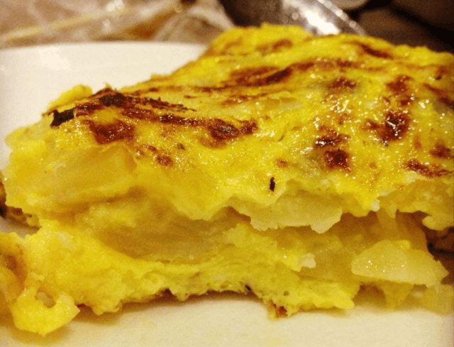 土豆泥放鸡蛋做成饼会中毒吗