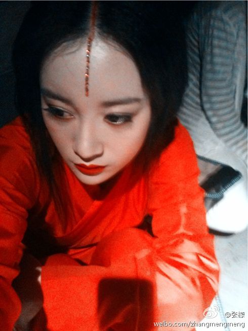 天涯明月刀周婷是一开始就会武功的吗